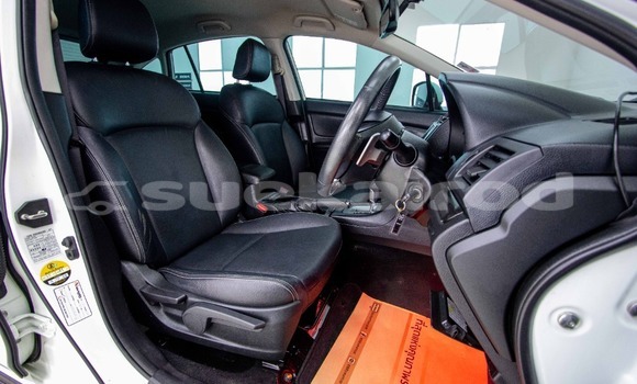 Buy Used Subaru XV White Car in Bangkok in Bangkok Buy Used Subaru XV White Car in Bangkok in Bangkok