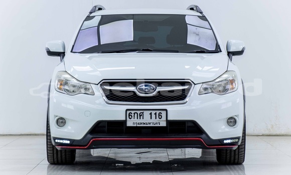 Buy Used Subaru XV White Car in Bangkok in Bangkok Buy Used Subaru XV White Car in Bangkok in Bangkok