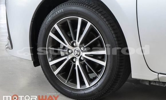 Buy Used Toyota Altis Silver Car in Bangkok in Bangkok Buy Used Toyota Altis Silver Car in Bangkok in Bangkok