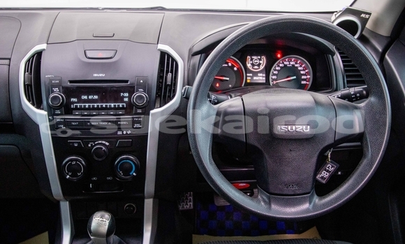 ซื้อ รถมือสอง Isuzu D-Max ขาว รถยนต์ ใน %{เมือง} ใน กรุงเทพมหานคร ซื้อ รถมือสอง Isuzu D-Max ขาว รถยนต์ ใน %{เมือง} ใน กรุงเทพมหานคร