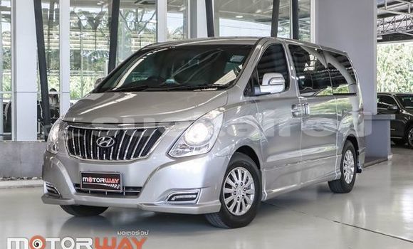 Buy Used Hyundai H1 Silver Car in Bangkok in Bangkok