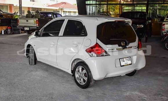 ซื้อ รถมือสอง Honda Brio ขาว รถยนต์ ใน %{เมือง} ใน กรุงเทพมหานคร ซื้อ รถมือสอง Honda Brio ขาว รถยนต์ ใน %{เมือง} ใน กรุงเทพมหานคร