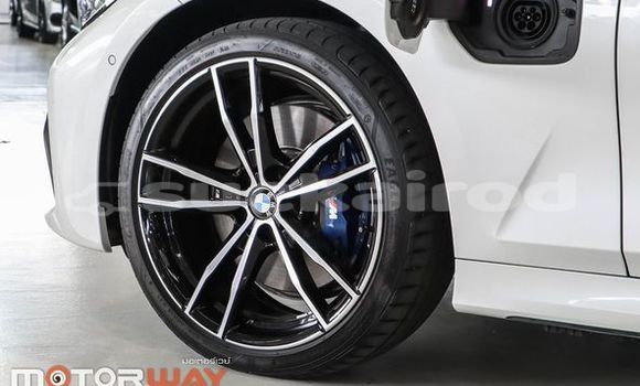 Buy Used BMW 3–Series White Car in Bangkok in Bangkok Buy Used BMW 3–Series White Car in Bangkok in Bangkok