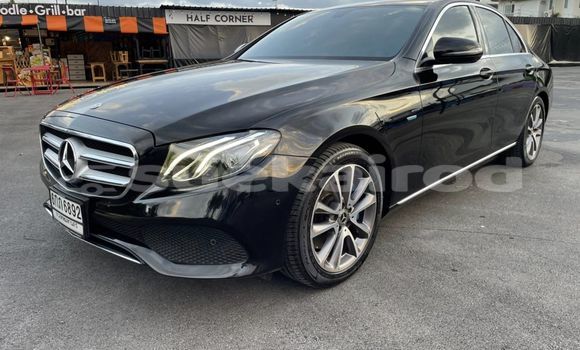 Buy Used Mercedes-Benz E-Classe Black Car in Bangkok in Bangkok