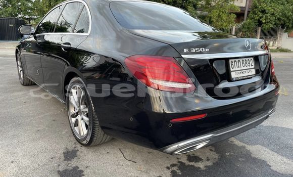 ซื้อ รถมือสอง Mercedes-Benz E-Classe สีดำ รถยนต์ ใน %{เมือง} ใน กรุงเทพมหานคร ซื้อ รถมือสอง Mercedes-Benz E-Classe สีดำ รถยนต์ ใน %{เมือง} ใน กรุงเทพมหานคร