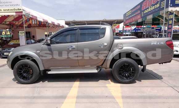 ซื้อ รถมือสอง Mitsubishi Triton สีน้ำตาล รถยนต์ ใน %{เมือง} ใน กรุงเทพมหานคร ซื้อ รถมือสอง Mitsubishi Triton สีน้ำตาล รถยนต์ ใน %{เมือง} ใน กรุงเทพมหานคร