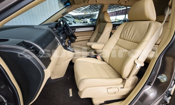 ซื้อ รถมือสอง Honda CR–V สีน้ำตาล รถยนต์ ใน %{เมือง} ใน กรุงเทพมหานคร ซื้อ รถมือสอง Honda CR–V สีน้ำตาล รถยนต์ ใน %{เมือง} ใน กรุงเทพมหานคร