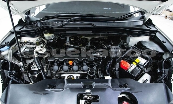 Buy Used Honda CR–V White Car in Bangkok in Bangkok Buy Used Honda CR–V White Car in Bangkok in Bangkok