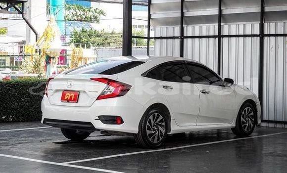 ซื้อ รถมือสอง Honda Civic ขาว รถยนต์ ใน %{เมือง} ใน กรุงเทพมหานคร ซื้อ รถมือสอง Honda Civic ขาว รถยนต์ ใน %{เมือง} ใน กรุงเทพมหานคร