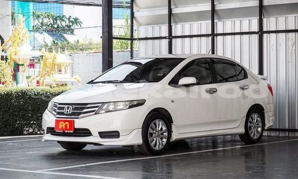 Buy Used Honda City White Car in Bangkok in Bangkok