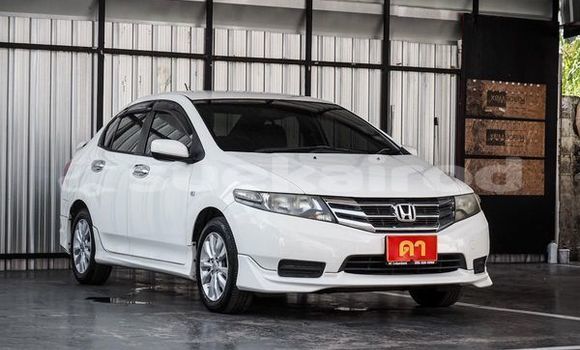 ซื้อ รถมือสอง Honda City ขาว รถยนต์ ใน %{เมือง} ใน กรุงเทพมหานคร ซื้อ รถมือสอง Honda City ขาว รถยนต์ ใน %{เมือง} ใน กรุงเทพมหานคร