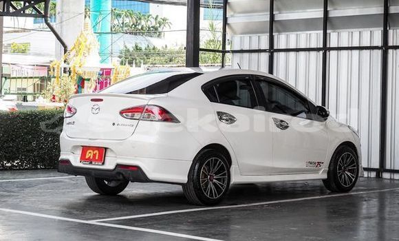 ซื้อ รถมือสอง Mazda Mazda 2 ขาว รถยนต์ ใน %{เมือง} ใน กรุงเทพมหานคร ซื้อ รถมือสอง Mazda Mazda 2 ขาว รถยนต์ ใน %{เมือง} ใน กรุงเทพมหานคร