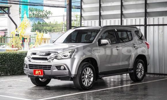 ซื้อ รถมือสอง Isuzu MU-X เงิน รถยนต์ ใน %{เมือง} ใน กรุงเทพมหานคร