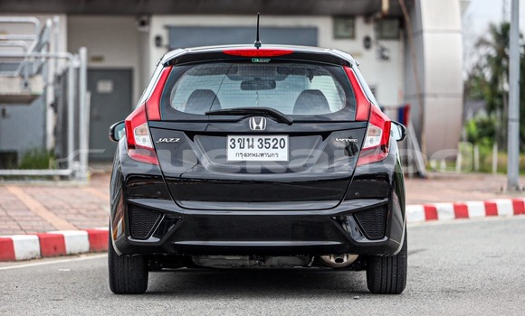 ซื้อ รถมือสอง Honda Jazz สีดำ รถยนต์ ใน %{เมือง} ใน กรุงเทพมหานคร ซื้อ รถมือสอง Honda Jazz สีดำ รถยนต์ ใน %{เมือง} ใน กรุงเทพมหานคร