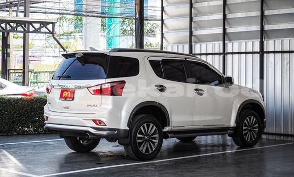 ซื้อ รถมือสอง Isuzu MU-X ขาว รถยนต์ ใน %{เมือง} ใน กรุงเทพมหานคร ซื้อ รถมือสอง Isuzu MU-X ขาว รถยนต์ ใน %{เมือง} ใน กรุงเทพมหานคร