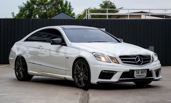 Buy Used Mercedes-Benz E200 White Car in Bangkok in Bangkok Buy Used Mercedes-Benz E200 White Car in Bangkok in Bangkok
