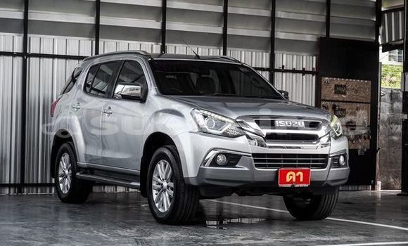 ซื้อ รถมือสอง Isuzu MU-X เงิน รถยนต์ ใน %{เมือง} ใน กรุงเทพมหานคร ซื้อ รถมือสอง Isuzu MU-X เงิน รถยนต์ ใน %{เมือง} ใน กรุงเทพมหานคร