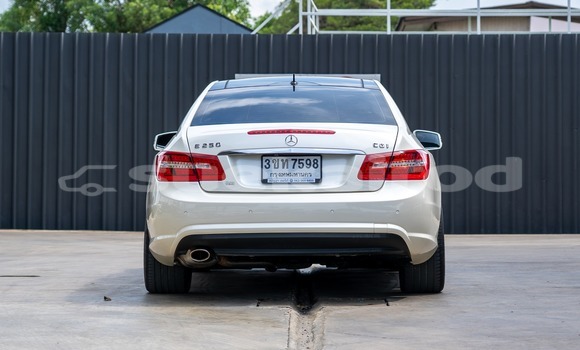 Buy Used Mercedes-Benz E-Classe White Car in Bangkok in Bangkok Buy Used Mercedes-Benz E-Classe White Car in Bangkok in Bangkok