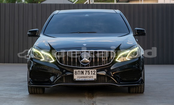ซื้อ รถมือสอง Mercedes-Benz E200 สีดำ รถยนต์ ใน %{เมือง} ใน กรุงเทพมหานคร ซื้อ รถมือสอง Mercedes-Benz E200 สีดำ รถยนต์ ใน %{เมือง} ใน กรุงเทพมหานคร
