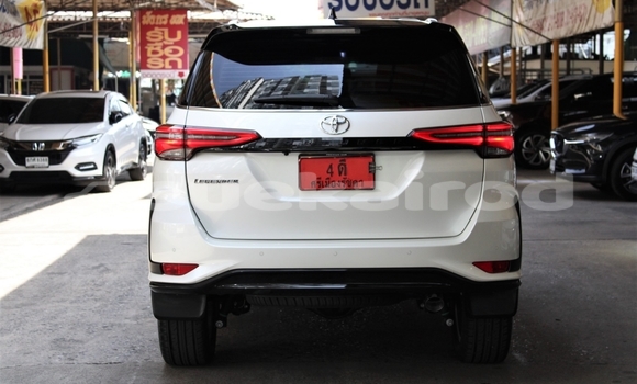ซื้อ รถมือสอง Toyota Fortuner ขาว รถยนต์ ใน %{เมือง} ใน กรุงเทพมหานคร ซื้อ รถมือสอง Toyota Fortuner ขาว รถยนต์ ใน %{เมือง} ใน กรุงเทพมหานคร