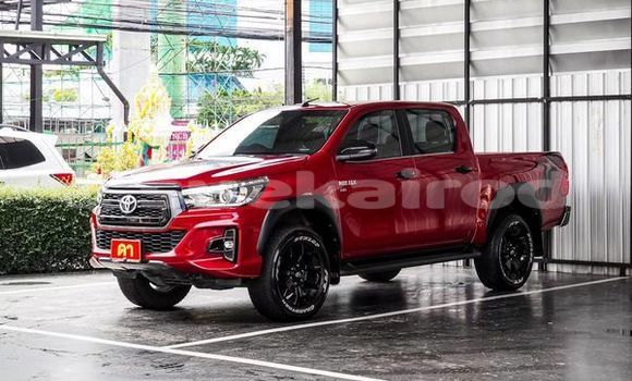 Buy Used Toyota Hiluxe Revo Red Car in Bangkok in Bangkok