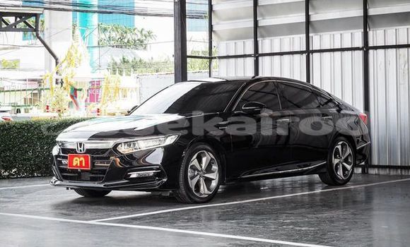 ซื้อ รถมือสอง Honda Accord สีดำ รถยนต์ ใน %{เมือง} ใน กรุงเทพมหานคร