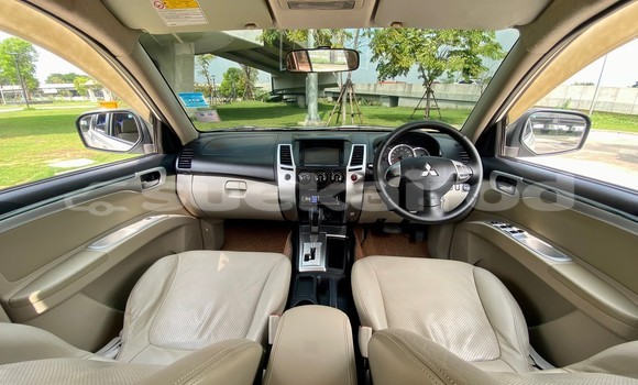 Buy Used Mitsubishi Pajero Sport White Car in Bangkok in Bangkok Buy Used Mitsubishi Pajero Sport White Car in Bangkok in Bangkok