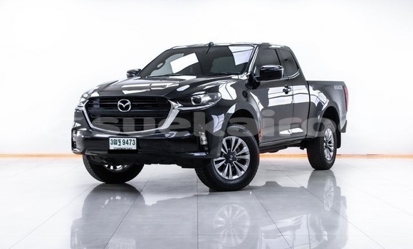 ซื้อ รถมือสอง Mazda BT-50 สีดำ รถยนต์ ใน %{เมือง} ใน กรุงเทพมหานคร