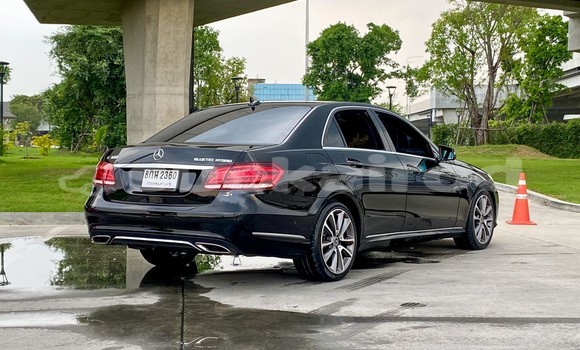 ซื้อ รถมือสอง Mercedes-Benz E-Classe สีดำ รถยนต์ ใน %{เมือง} ใน กรุงเทพมหานคร ซื้อ รถมือสอง Mercedes-Benz E-Classe สีดำ รถยนต์ ใน %{เมือง} ใน กรุงเทพมหานคร