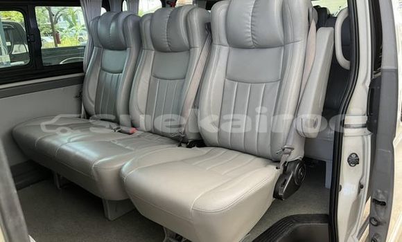 ซื้อ รถมือสอง Toyota Commuter ขาว รถยนต์ ใน %{เมือง} ใน กรุงเทพมหานคร ซื้อ รถมือสอง Toyota Commuter ขาว รถยนต์ ใน %{เมือง} ใน กรุงเทพมหานคร