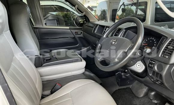 ซื้อ รถมือสอง Toyota Commuter ขาว รถยนต์ ใน %{เมือง} ใน กรุงเทพมหานคร ซื้อ รถมือสอง Toyota Commuter ขาว รถยนต์ ใน %{เมือง} ใน กรุงเทพมหานคร