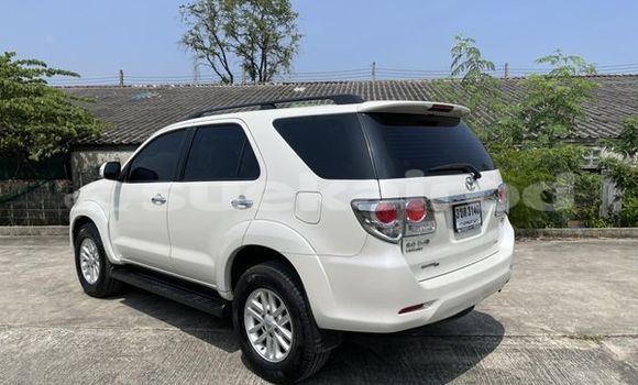 ซื้อ รถมือสอง Toyota Fortuner ขาว รถยนต์ ใน %{เมือง} ใน กรุงเทพมหานคร ซื้อ รถมือสอง Toyota Fortuner ขาว รถยนต์ ใน %{เมือง} ใน กรุงเทพมหานคร