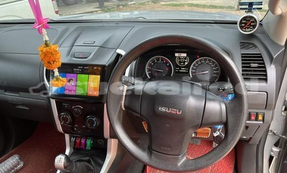 ซื้อ รถมือสอง Isuzu D-Max เงิน รถยนต์ ใน %{เมือง} ใน กรุงเทพมหานคร ซื้อ รถมือสอง Isuzu D-Max เงิน รถยนต์ ใน %{เมือง} ใน กรุงเทพมหานคร