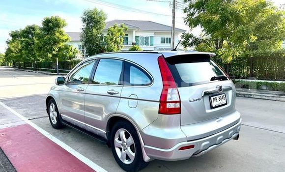 Buy Used Honda CR-V Silver Car in Bangkok in Bangkok Buy Used Honda CR-V Silver Car in Bangkok in Bangkok