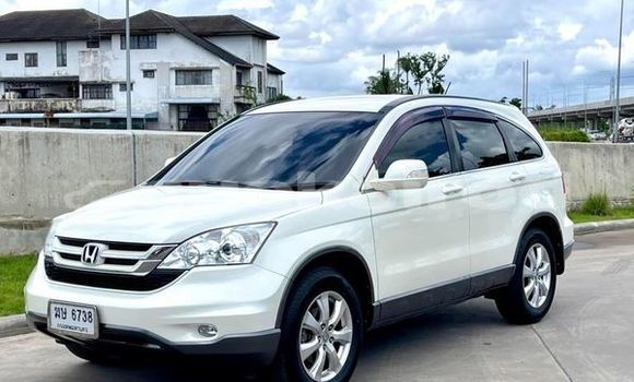 ซื้อ รถมือสอง Honda CR-V ขาว รถยนต์ ใน %{เมือง} ใน กรุงเทพมหานคร