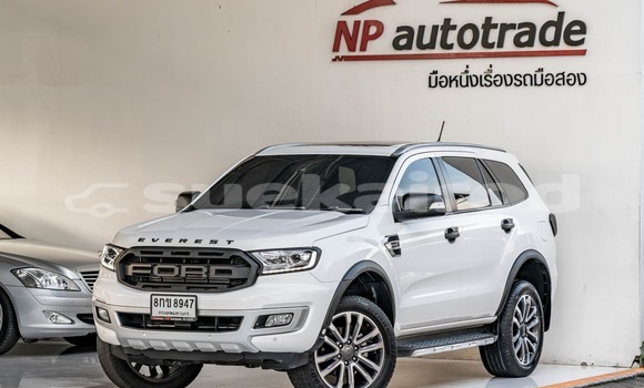 Buy Used Ford Everest White Car in Bangkok in Bangkok