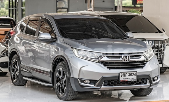 Buy Used Honda CR-V Silver Car in Bangkok in Bangkok Buy Used Honda CR-V Silver Car in Bangkok in Bangkok