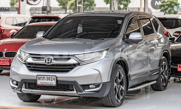 Buy Used Honda CR-V Silver Car in Bangkok in Bangkok Buy Used Honda CR-V Silver Car in Bangkok in Bangkok