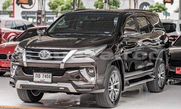 ซื้อ รถมือสอง Toyota Fortuner สีน้ำตาล รถยนต์ ใน %{เมือง} ใน กรุงเทพมหานคร ซื้อ รถมือสอง Toyota Fortuner สีน้ำตาล รถยนต์ ใน %{เมือง} ใน กรุงเทพมหานคร