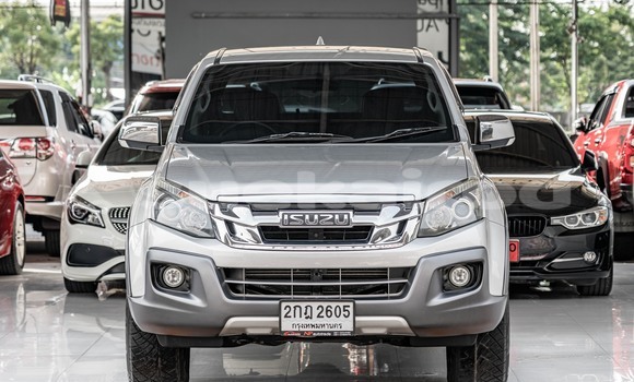 ซื้อ รถมือสอง Isuzu D–MAX เงิน รถยนต์ ใน %{เมือง} ใน กรุงเทพมหานคร ซื้อ รถมือสอง Isuzu D–MAX เงิน รถยนต์ ใน %{เมือง} ใน กรุงเทพมหานคร