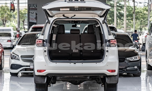 ซื้อ รถมือสอง Toyota Fortuner ขาว รถยนต์ ใน %{เมือง} ใน กรุงเทพมหานคร ซื้อ รถมือสอง Toyota Fortuner ขาว รถยนต์ ใน %{เมือง} ใน กรุงเทพมหานคร