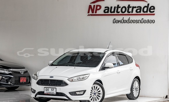 ซื้อ รถมือสอง Ford Focus ขาว รถยนต์ ใน %{เมือง} ใน กรุงเทพมหานคร