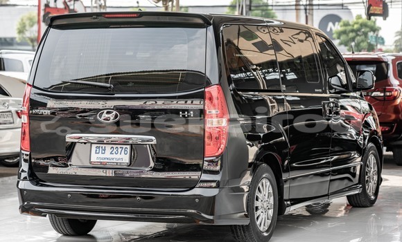 Buy Used Hyundai H1 Black Car in Bangkok in Bangkok Buy Used Hyundai H1 Black Car in Bangkok in Bangkok