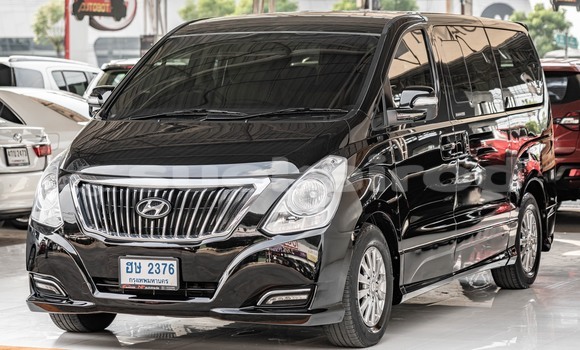 Buy Used Hyundai H1 Black Car in Bangkok in Bangkok Buy Used Hyundai H1 Black Car in Bangkok in Bangkok