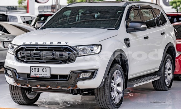 Buy Used Ford Everest White Car in Bangkok in Bangkok Buy Used Ford Everest White Car in Bangkok in Bangkok