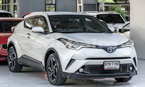 Buy Used Toyota Corolla Cross White Car in Bangkok in Bangkok Buy Used Toyota Corolla Cross White Car in Bangkok in Bangkok