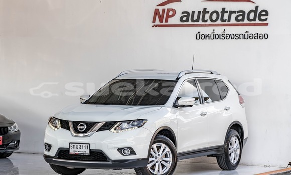 Buy Used Nissan X-Trail White Car in Bangkok in Bangkok