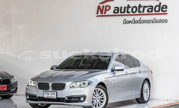 ซื้อ รถมือสอง BMW 5–Series เงิน รถยนต์ ใน %{เมือง} ใน กรุงเทพมหานคร