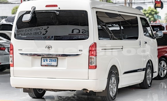 Buy Used Toyota Ventury White Car in Bangkok in Bangkok Buy Used Toyota Ventury White Car in Bangkok in Bangkok