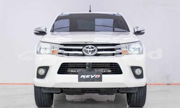 Buy Used Toyota Hiluxe Revo White Car in Bangkok in Bangkok Buy Used Toyota Hiluxe Revo White Car in Bangkok in Bangkok